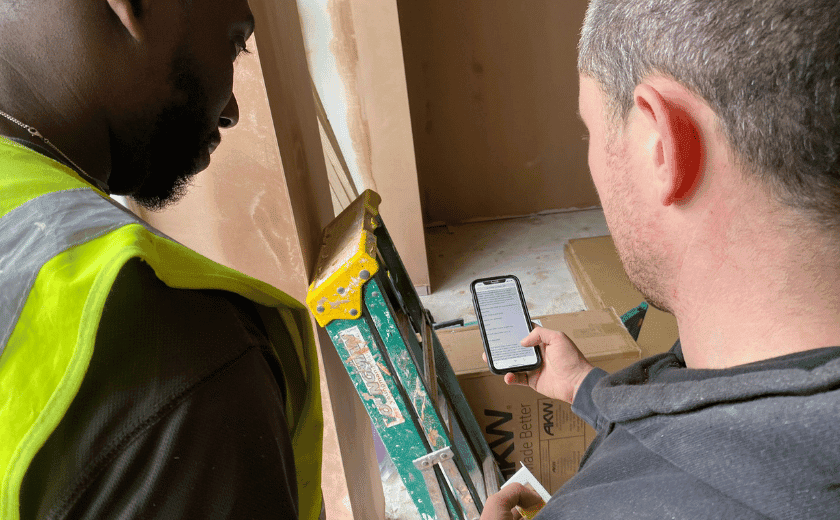 KEEPING FIELD TEAMS CONNECTED